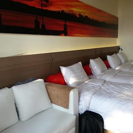 Bukit Cikahuripan Resort เล็มบัง ภายนอก รูปภาพ